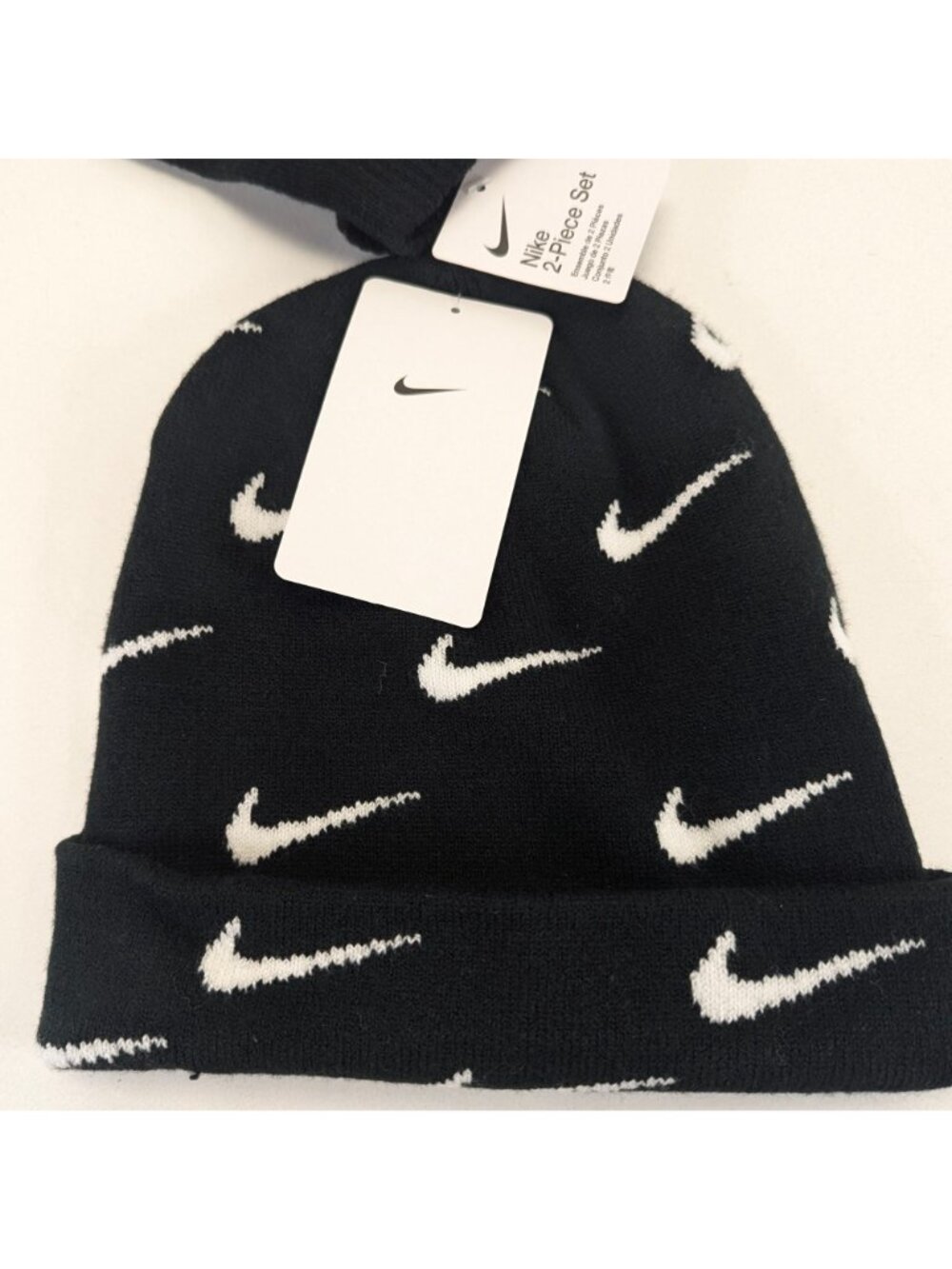 Nike Soft Stretch Folded Unisex Beanie Hat Gloves 2 Piece Kids 8 20 Black Swoosh - Picture 2 of 6
